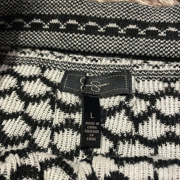 JESSICA Simpson Mini Skater Skirt - Picture 4 of 7